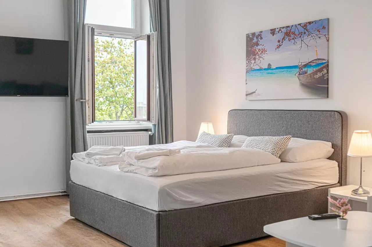 Welcoming 2Br Apt. Near Akh- Perfect For Longstays Wien Østrig